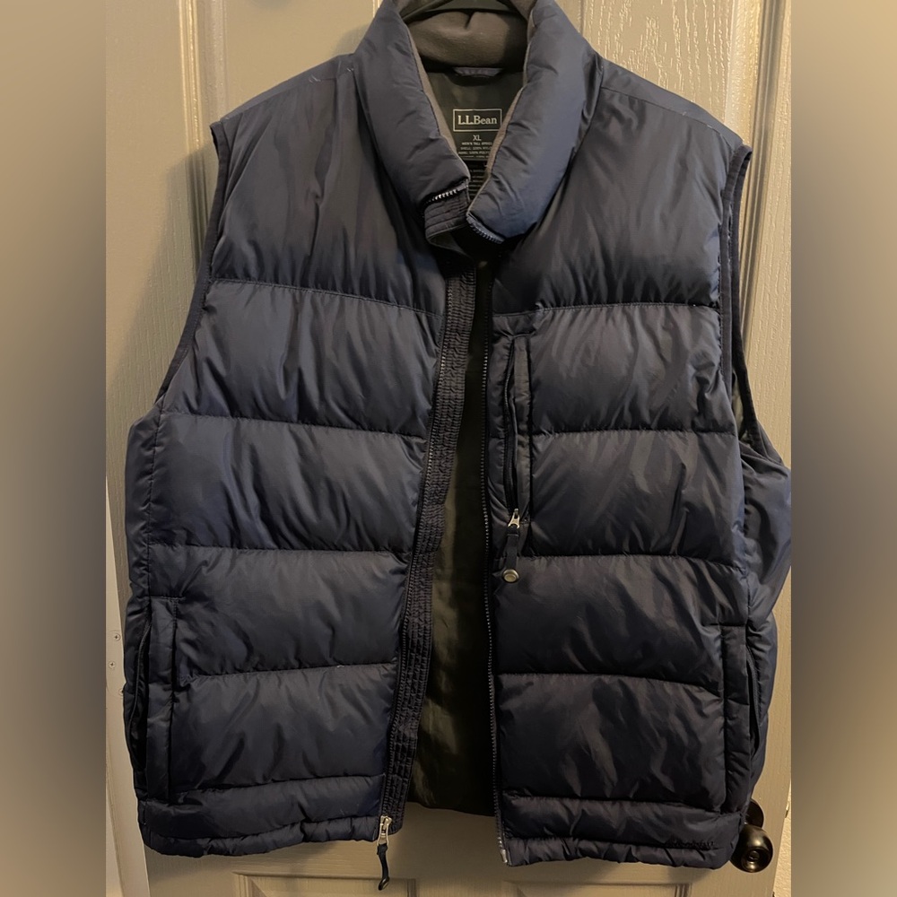 L.L. Bean Men's Navy Quilted Down Vest
